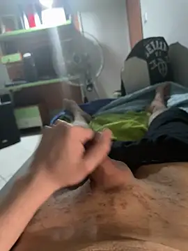 Alessandro_478 网络视讯表演