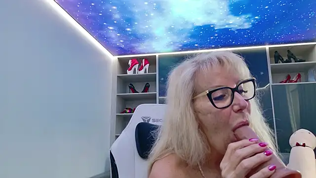 FitCougar's Webcam Show