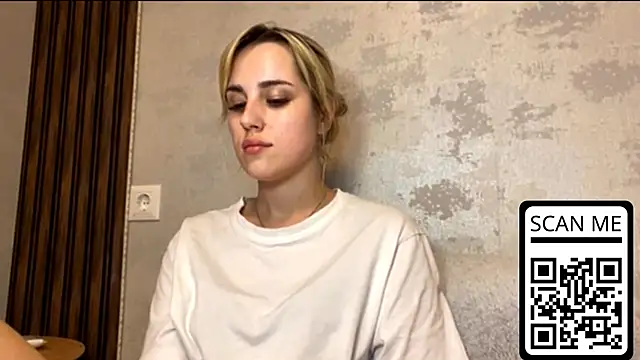 HotMusexn Webbikameraesitys