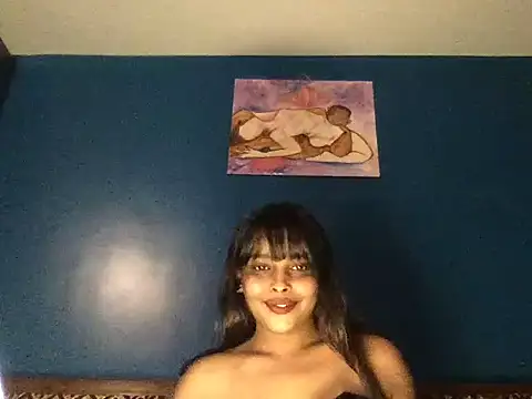 Chat XXX ao vivo de raveena_hot