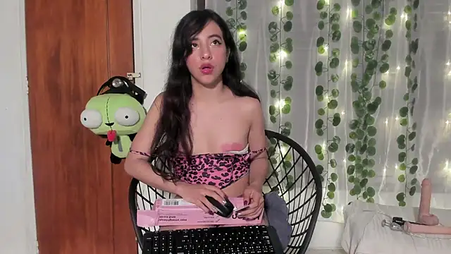 LittlePeach_ Live Chatraum