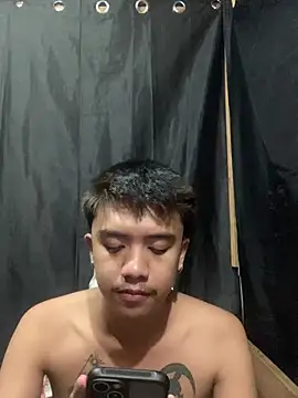 CrazyTwenties Pertunjukan Webcam