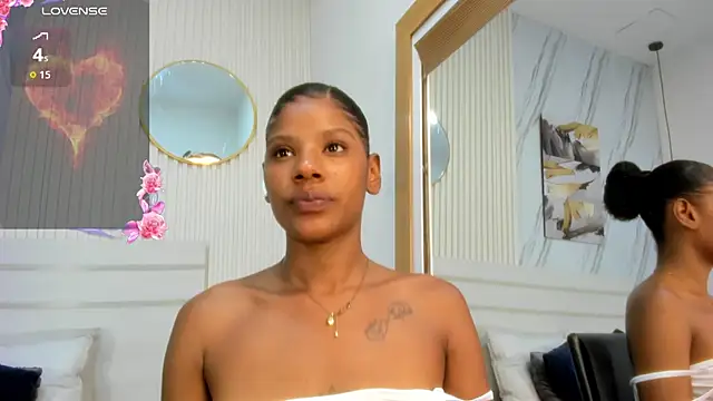 Afro_Luna's Live XXX Chat