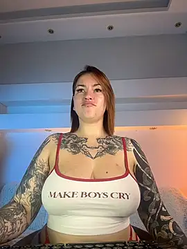 Chat +18 de Tattitude_ ao vivo