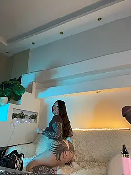 Živý XXX chat Tattitude_