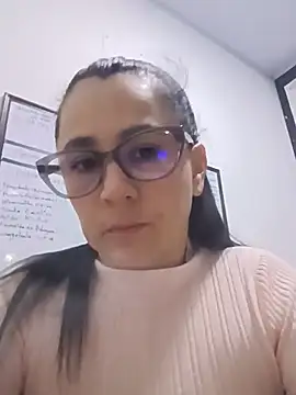Sex_Annie Chat XXX in diretta