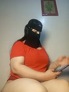 fati35flou Adlı Modelin Web Kamerası Şovu