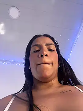 Chat XXX ao vivo de ArielleMillerr-