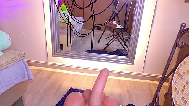 bella_mush Chat XXX live