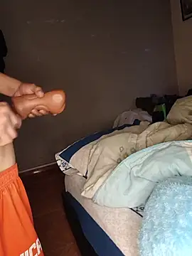 Mlkvzla Pertunjukan Webcam