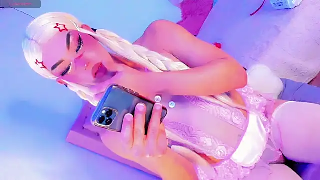 Shiaki_04 webkamerás műsora