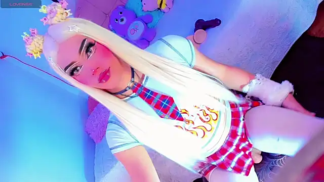 Shiaki_04 webkamerás műsora