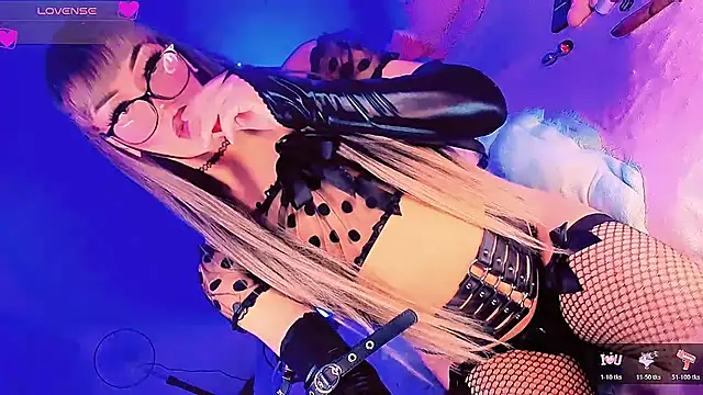 Webkamerová show Shiaki_04