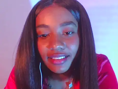 Chat +18 de Behla_Rouseh3_ ao vivo