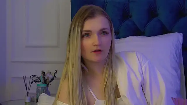 Pokój czatu na żywo – AnnyRaii