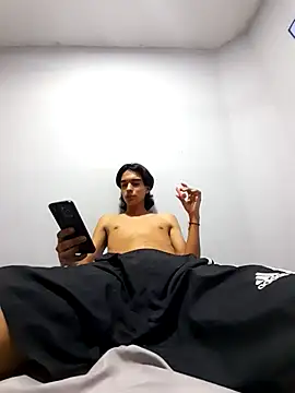 Show modela teoo_11 na web-kameri