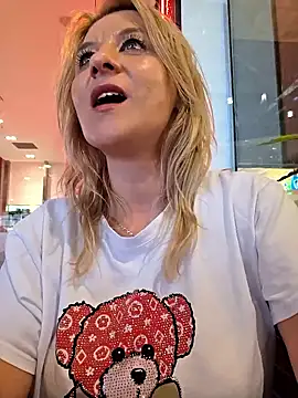 KaylinJan webcam show