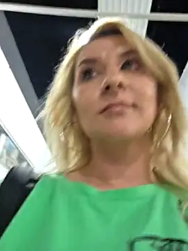 KaylinJan XXX чат на живо