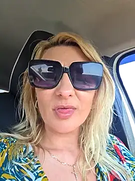 KaylinJan's Webcam Show
