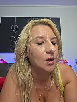 KaylinJan's Live XXX Chat