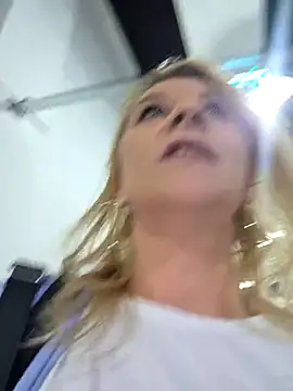 Show modela KaylinJan na web-kameri