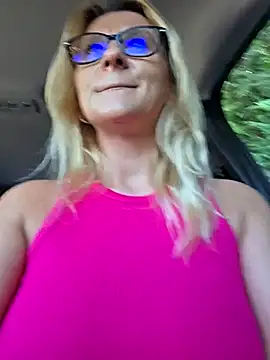 Sala de chat ao vivo de KaylinJan