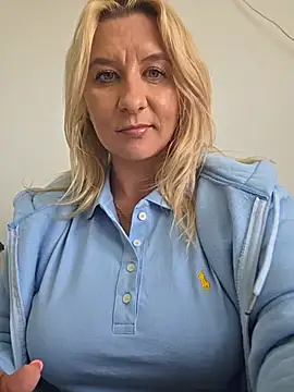 KaylinJan Adlı Modelin Canlı XXX Sohbeti