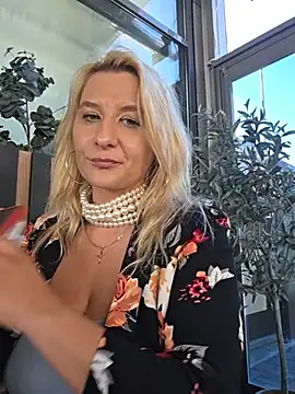 KaylinJan's Webcam Show