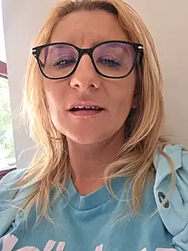 KaylinJan Live XXX-Chat