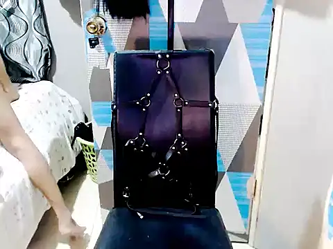 Savannah_Cock Show in webcam