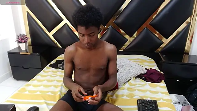 عرض كام NoahJhonson69