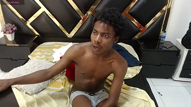 NoahJhonson69 – webcam-show