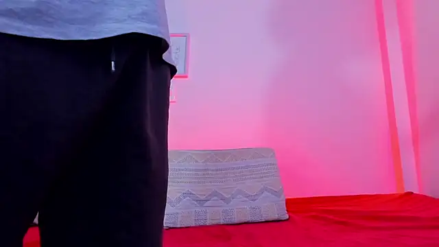 Pokazy przed kamerką – Jave_rave