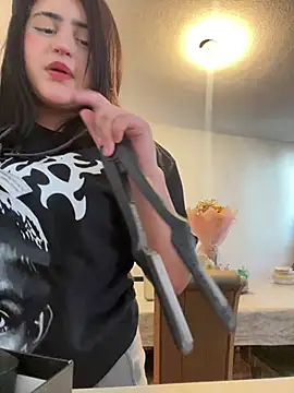 nayaarec's Webcam Show
