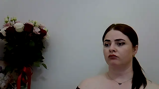 Darkroseq Chat XXX in diretta