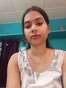 neha8824 Adlı Modelin Canlı XXX Sohbeti