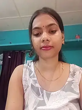 neha8824 Adlı Modelin Canlı XXX Sohbeti