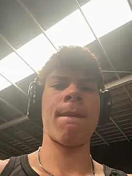 Handsome_boys69 webkamerás műsora