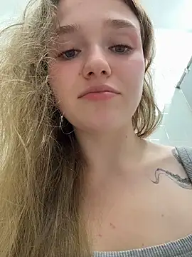 RussianWoman webcam show