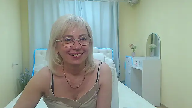 دردشة LaurenWishy الجنسية المباشرة