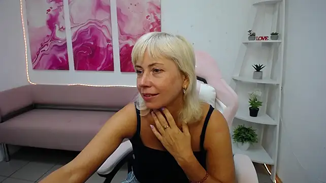 Živý XXX chat LaurenWishy