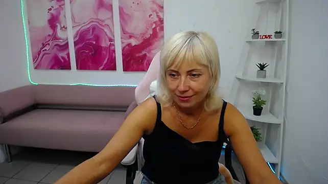 LaurenWishy 网络视讯表演