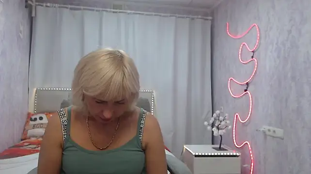 LaurenWishy's Webcam Show