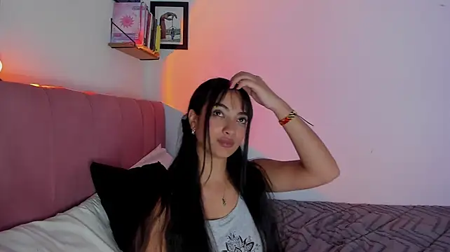 Chat +18 de Issabella001 ao vivo