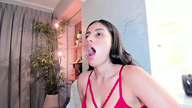 دردشة IsabelaStefano الجنسية المباشرة