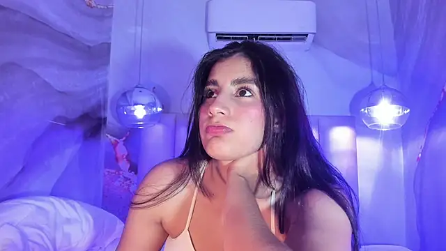 Chat +18 de IsabelaStefano ao vivo