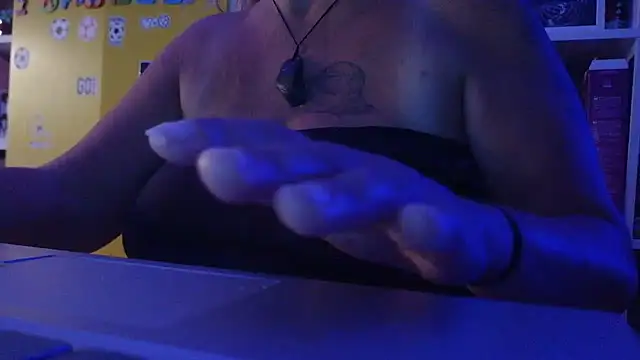 Ehe_Milf_Hessen 网络视讯表演