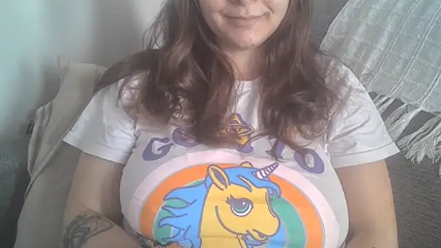 xxxluana's Live XXX Chat