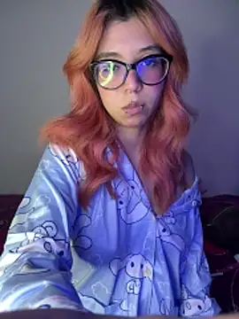 Živá chatovací místnost Valen-Foxx1