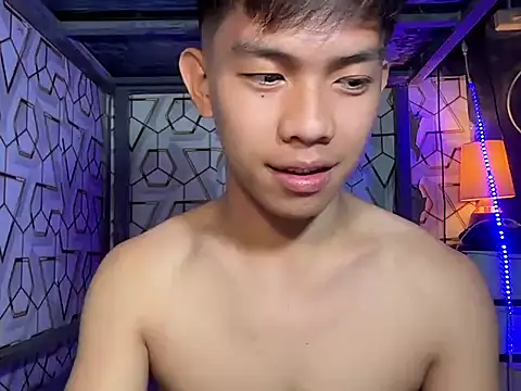 Clyde_hugecock Pertunjukan Webcam